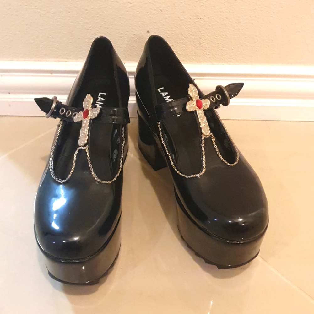 Platform MaryJane